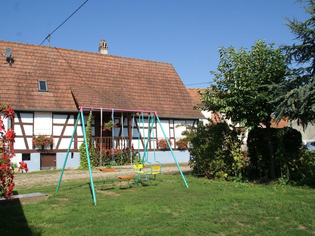 Cosy Holiday Home In Schleithal With Garden Exteriör bild